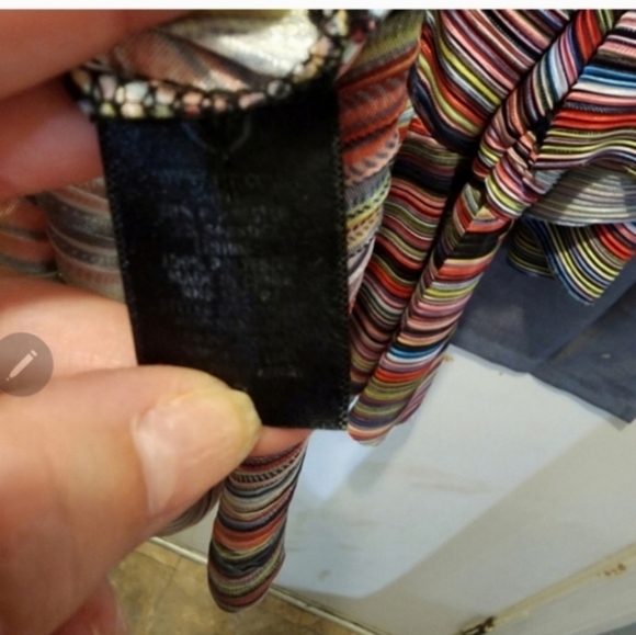 Fashion to figure open shoulder blouse size 2 - Picture 5 of 5